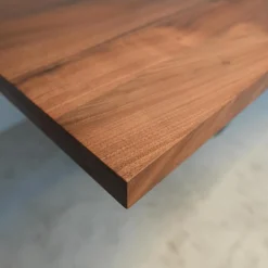 Tisch Bree E Onda 3 Platte Nußbaum Ohne Knoten Geölt Gestell Irondust Lackiert