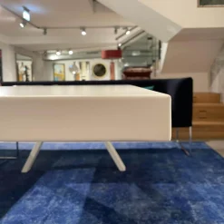 Tisch Cross Stahl Weiß Matt Gestell Stahl V22 Bianco Opaco Mit Eingelassener Steckdose