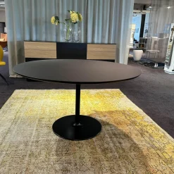 Tisch Dizzie Laminat Fenix Schwarz Tischplatte Medium Density Fireboard Schwarz Lackiert Gestell Stahl Schwarz Matt Lackiert