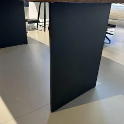 Tisch Eldur 8360041 S Platte Eiche Massiv Gestell Metall Stahlwange Schwarz Bootsform