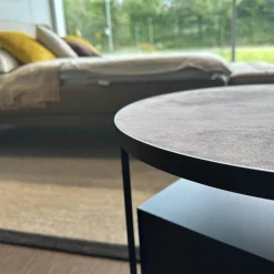 Tisch Minimize Round 480 Mikroleder Braun 04 Pulverlackiert Choco 81