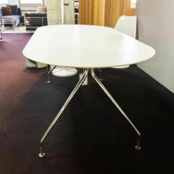 Tisch Occo 222 90 HPL Vollkern Weiß Gestell Glanzverchromt