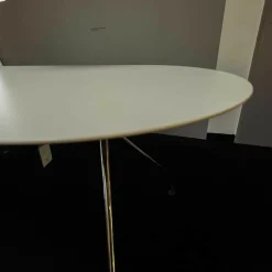 Tisch Occo 222 90 HPL Vollkern Weiß Gestell Glanzverchromt