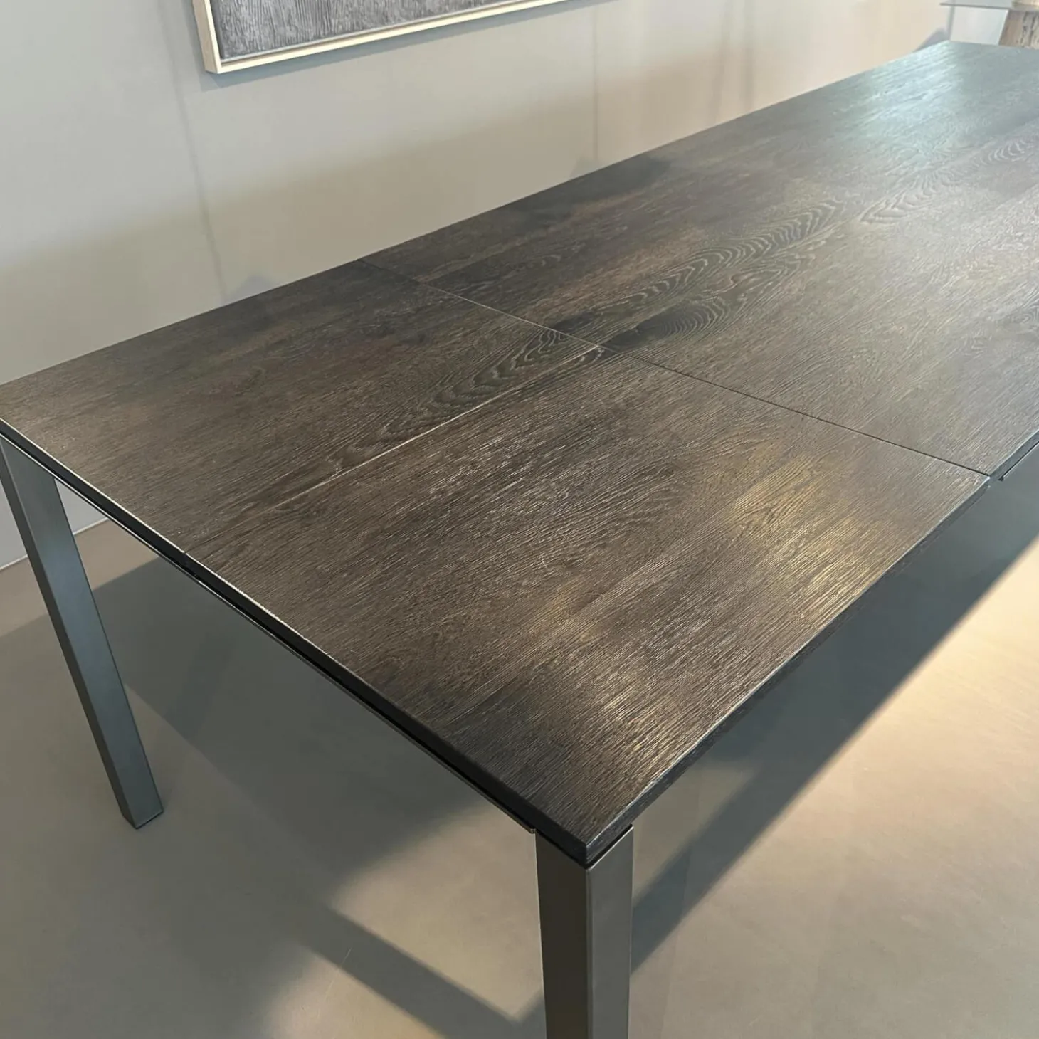 Tisch S600 Platte Eiche Geräuchert Anthrazit Geölt Gebürstet Gestell Metall Stahllasur Bronze