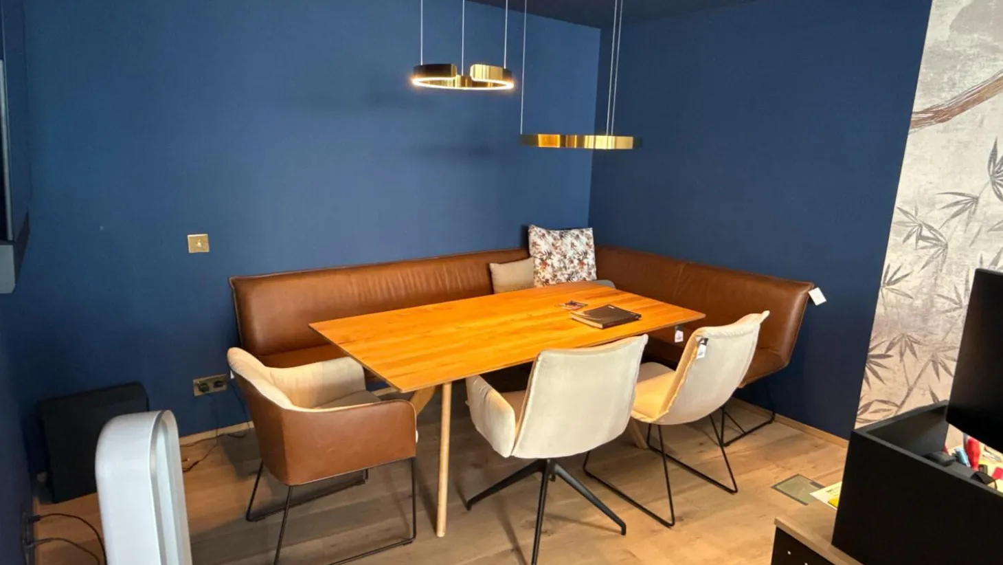 Tisch TE 510 Platte Asteiche Natur Lackiert Fuß Konisch Eiche Natur