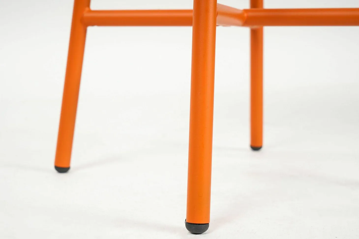 Tisch Tia Maria MDF Matt Lackiert 718M Orange Gstell 135 Pantone Orange