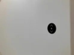 Tisch Timetable Lift 615/11 Platte Schichtstoff 24 Weiß Hochglanz Gestell Weiß Beschichtet Höhenverstellbar