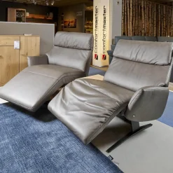 Trapezsofa 4230 Leder 24 Longlife Rustica Magma Grau Metallkufe Anthrazit Pulverbeschichtet Zwischentisch Wildeiche 681