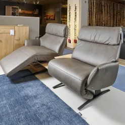 Trapezsofa 4230 Leder 24 Longlife Rustica Magma Grau Metallkufe Anthrazit Pulverbeschichtet Zwischentisch Wildeiche 681