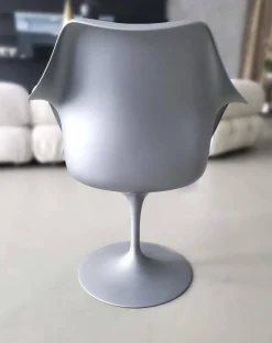 Tulpen-Armlehnstuhl Saarinen Platin Sonderfarben