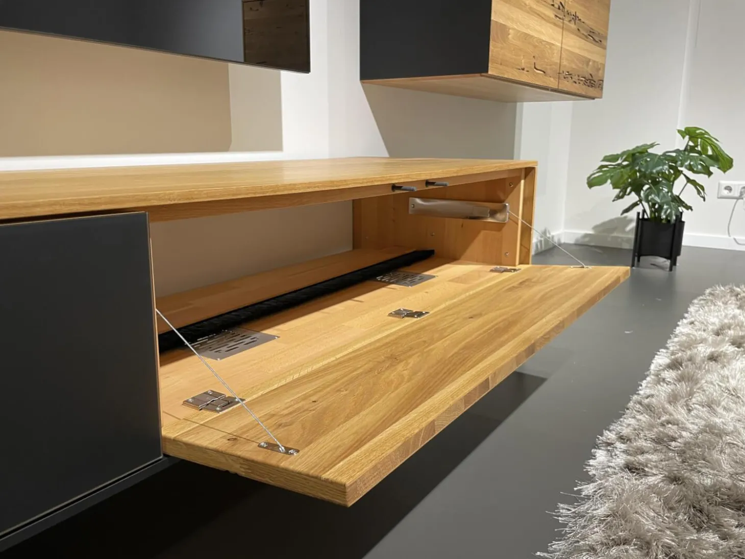 TV Wand Filigno Eiche Venedig Farbglas Schwarz Matt Gestell Schwarz Mit Home Entertainment