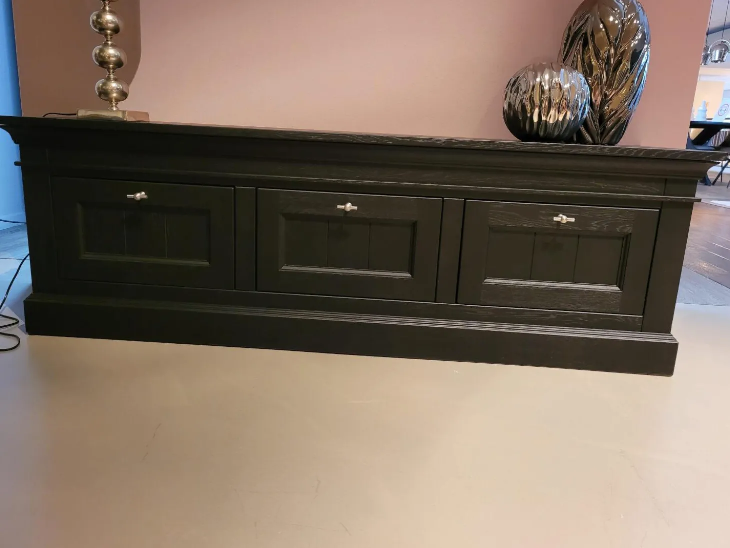 TV-Bank Veluwe Eiche Massiv Schwarz