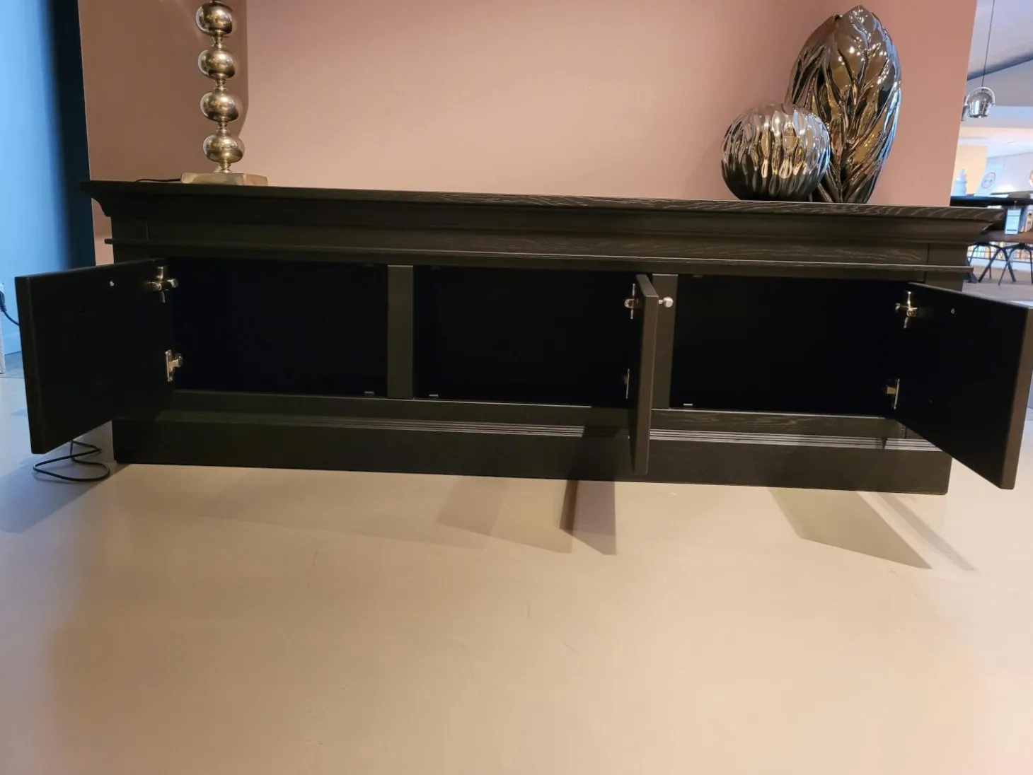 TV-Bank Veluwe Eiche Massiv Schwarz