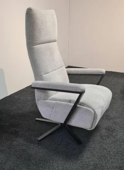 TV-Sessel KS23 Molda 1222 Stoff Aurin Silber 40 Sternfuß Schwarz Matt Lackiert