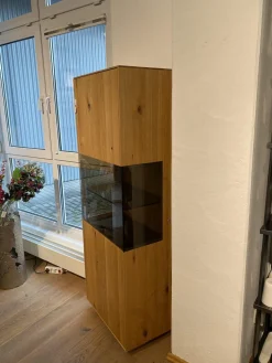 Vitrine 750 Asteiche Gebürstet Natur Geölt Mit Glaseinlage Inklusive LED Beleuchtung