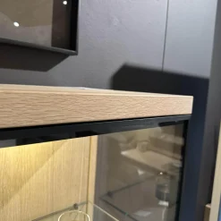 Vitrine Cubus Eiche Weißöl mit Klarglas