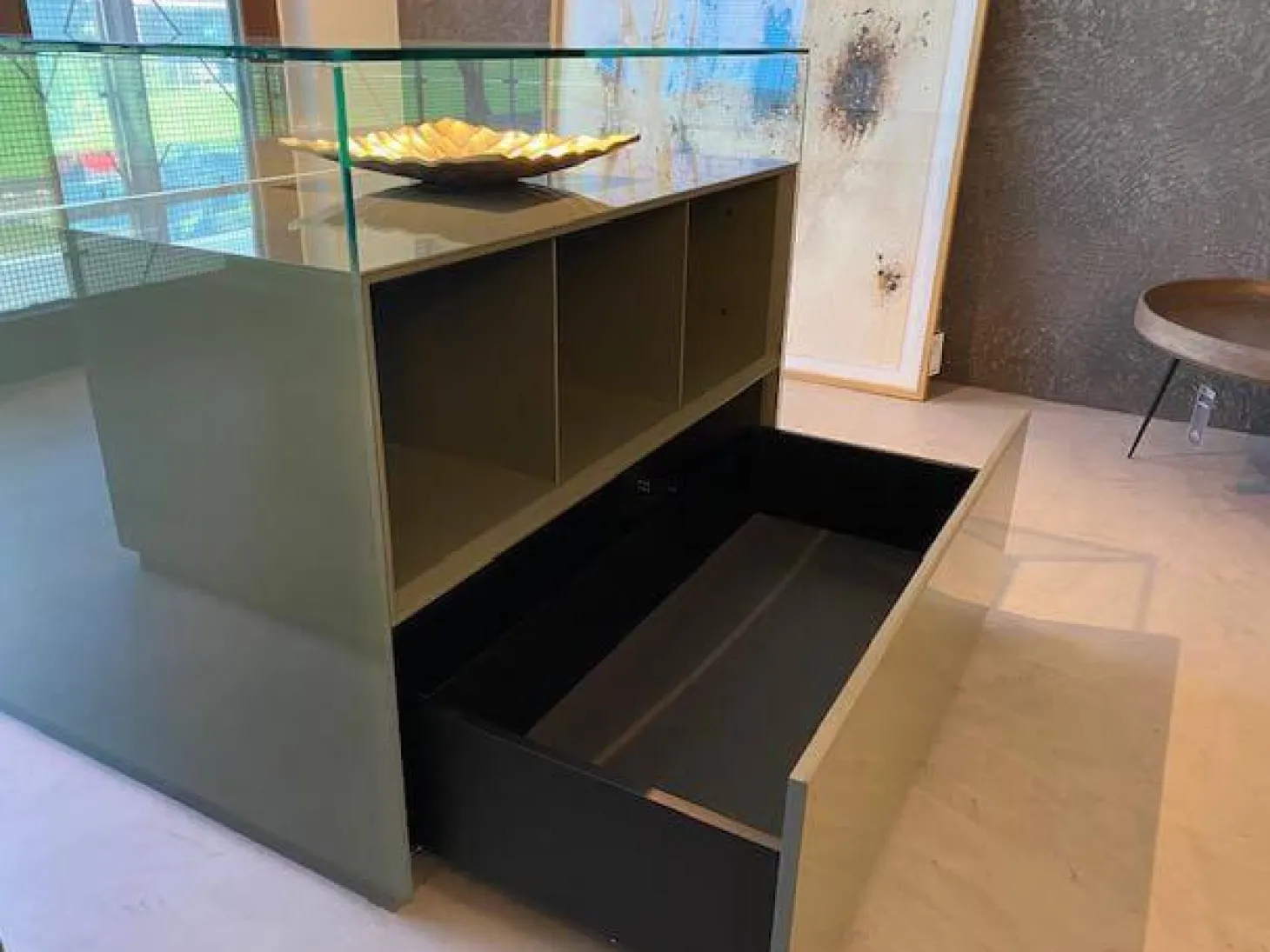 Vitrine Dolmen Lack Verde Olivia Grau Grün Glas Transparent Innenausstattung Melamin Cuoio Braun