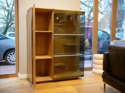 Vitrine Filigno Eiche Natur Geölt Braun Rauchglas Mit Beleuchtung Und Fernbedienung