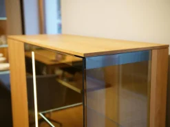 Vitrine Filigno Eiche Natur Geölt Braun Rauchglas Mit Beleuchtung Und Fernbedienung