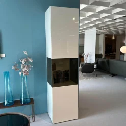 Vitrine Gentis Rechts Lack Hochglanz Reinweiss Mit Beleuchtung Und Funkfernbedienung