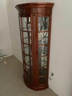 Vitrine Halbrund Kirsche Massiv Lackiert Rotbraun mit Beleuchtung