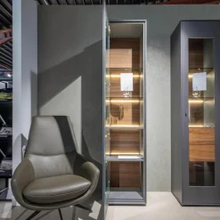 Vitrine Lavato 440 Links Kernnussbaum Schiefergrau Inklusive Beleuchtung