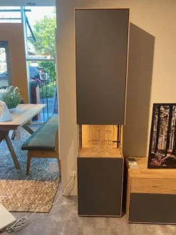Vitrine Tucson Wildeiche Massiv Gebürstet Und Lack Graphitgrau Mit Beleuchtung