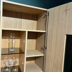 Vitrine V-Alpin AV64G Korpus Eiche Altholz Front Glas Glänzend Eintürig