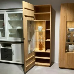 Vitrine Waltrop Asteiche Bianco mit LED-Beleuchtung