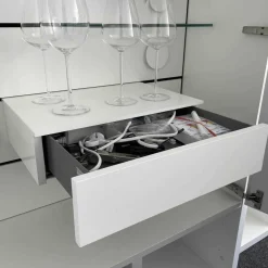 Wandabwicklung Modell Studimo Lack Schneeweiß M03 Beleuchtet mit Bar