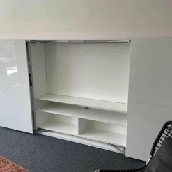 Wandabwicklung Studimo Lack Schneeweiß M03 mit Schwenktüren 2 Schub 1 Klappe