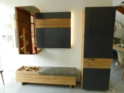 Wandgarderobe V Organo Wildeiche Rustiko Akzent Schwarz Mit Vorsatzspiegel Und Beleuchtung