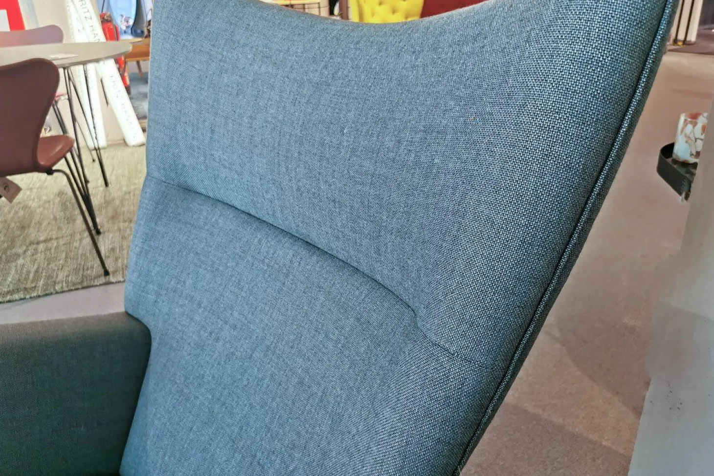 Wingchair CH445 Stoff Passion 13101 Grau Gestell Edelstahl