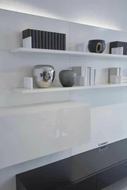 WK 409 Artena Hochglanz Schwarz Hartweiß mit Beleuchtung