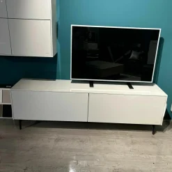 Wohnkombi Lack Kristallgrau Grau Hochglanz Metallkufe Schwarz Inklusive Beleuchtung