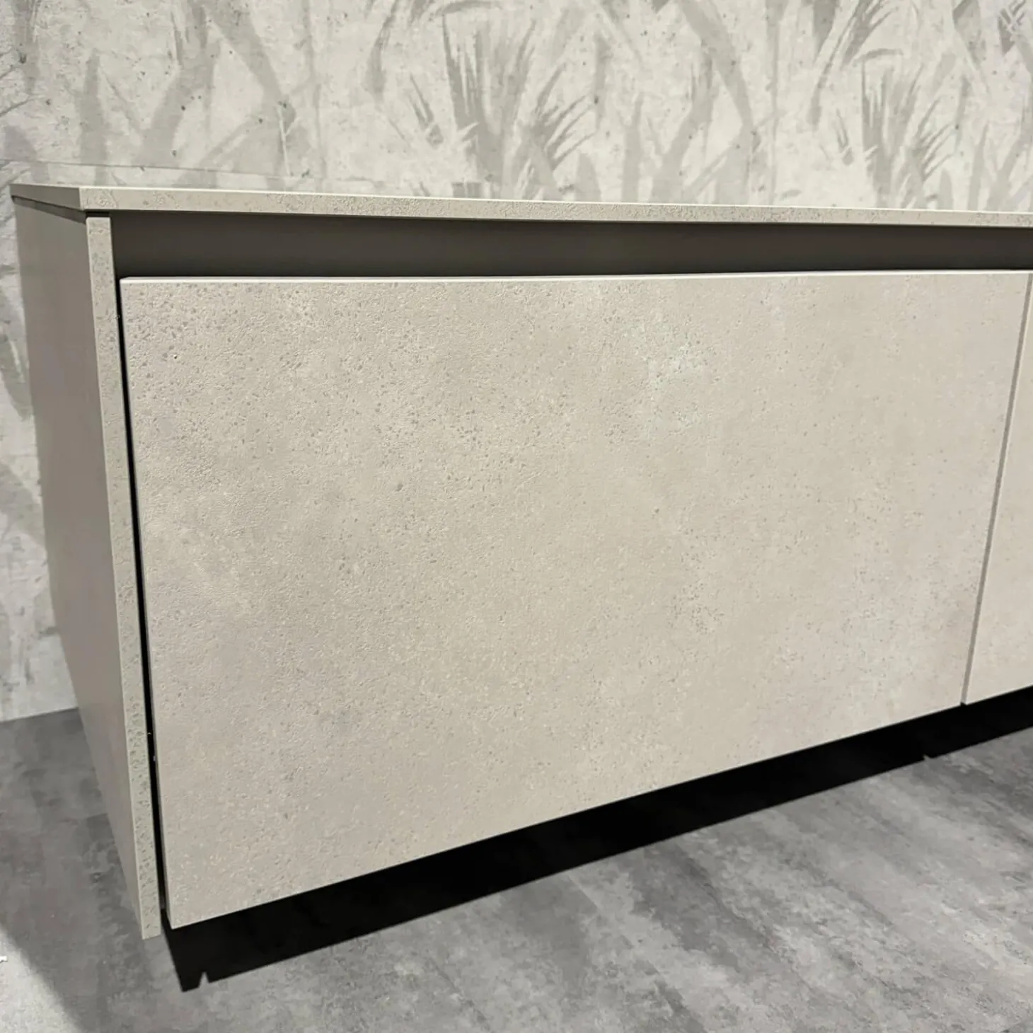 Wohnkombination 371 Riva Lack 842 Beton Sand Beige Und 122 Sand Rot Mit Beleuchtung