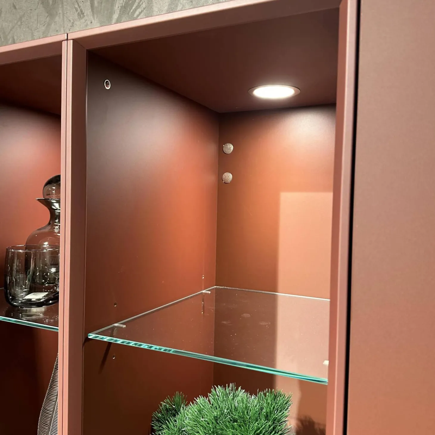 Wohnkombination 371 Riva Lack 842 Beton Sand Beige Und 122 Sand Rot Mit Beleuchtung