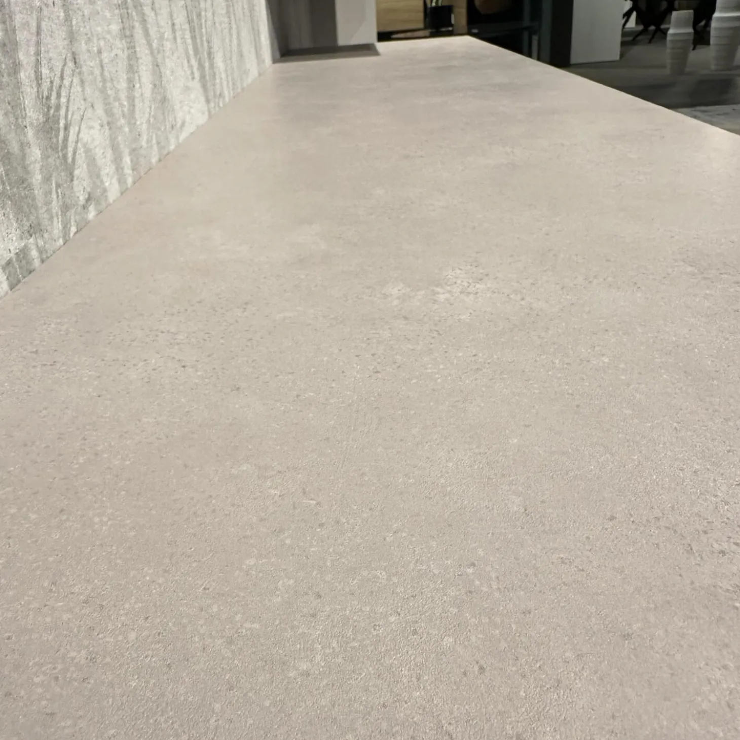 Wohnkombination 371 Riva Lack 842 Beton Sand Beige Und 122 Sand Rot Mit Beleuchtung