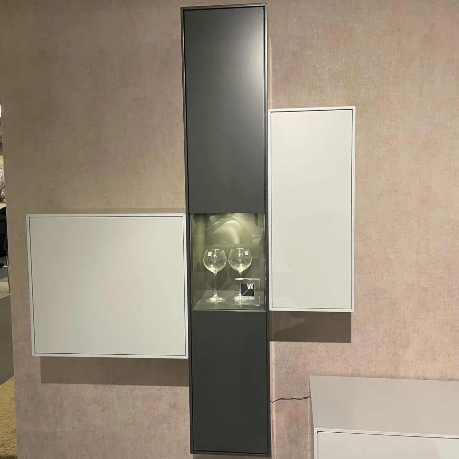 Wohnkombination WK 419 Intono Lack Steingrau Lack Quarz