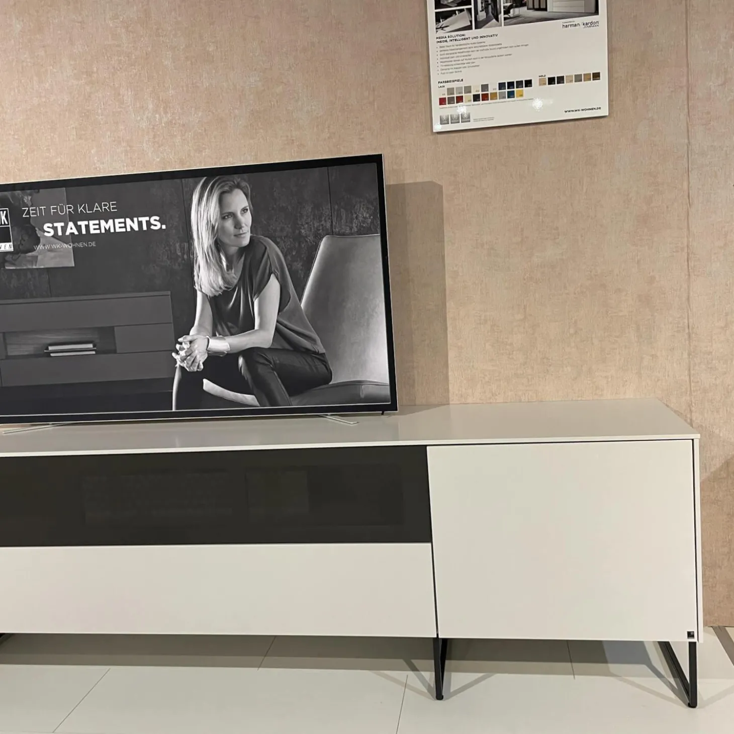 Wohnkombination WK 419 Intono Lack Steingrau Lack Quarz