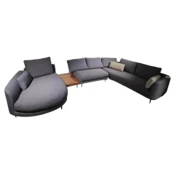 Wohnlandschaft Kumo Stoff 17 705 Stahlblau Grau Fuß Aluminium Glatt RAL 9017 Verkehrsschwarz Mit Ablage Nussbaum Und Kissen