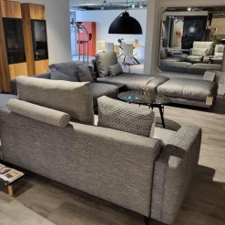 Wohnlandschaft Nuvola Textilgewebe Schwarz Weiß Gemischt Fuß Aluminium Verkehrsschwarz RAL 9017 Lackiert Mit Kissen