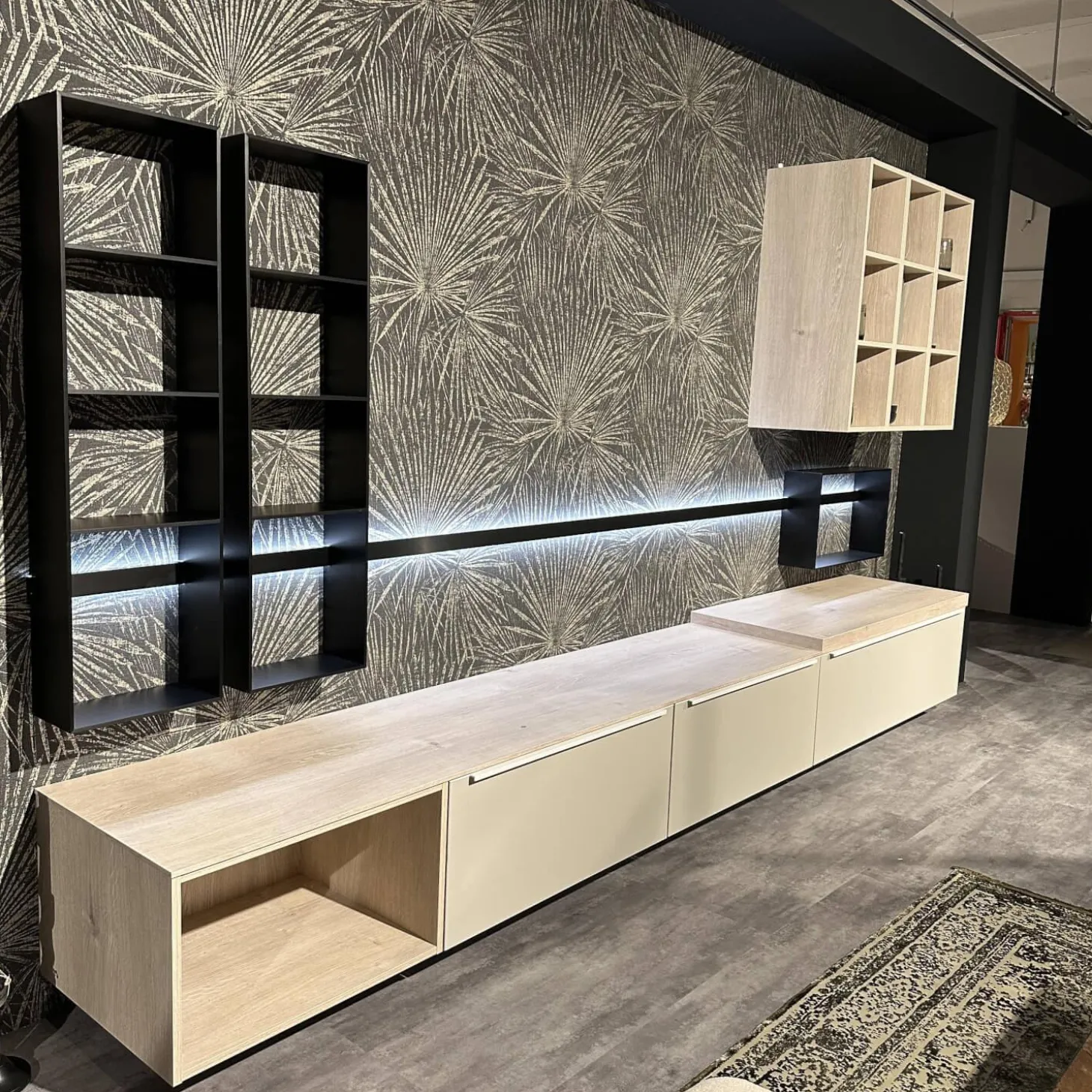 Wohnwand 945 Easytouch Lacklaminat Sand Beige Ultramatt Abdeckplatte Eiche Montreal