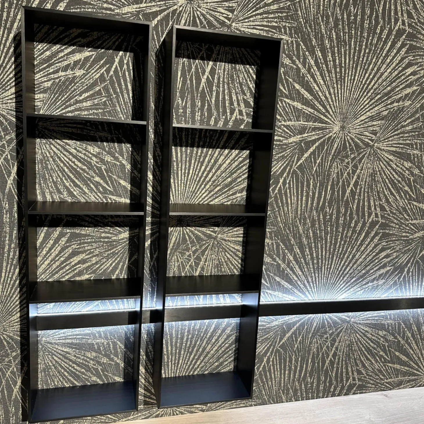 Wohnwand 945 Easytouch Lacklaminat Sand Beige Ultramatt Abdeckplatte Eiche Montreal