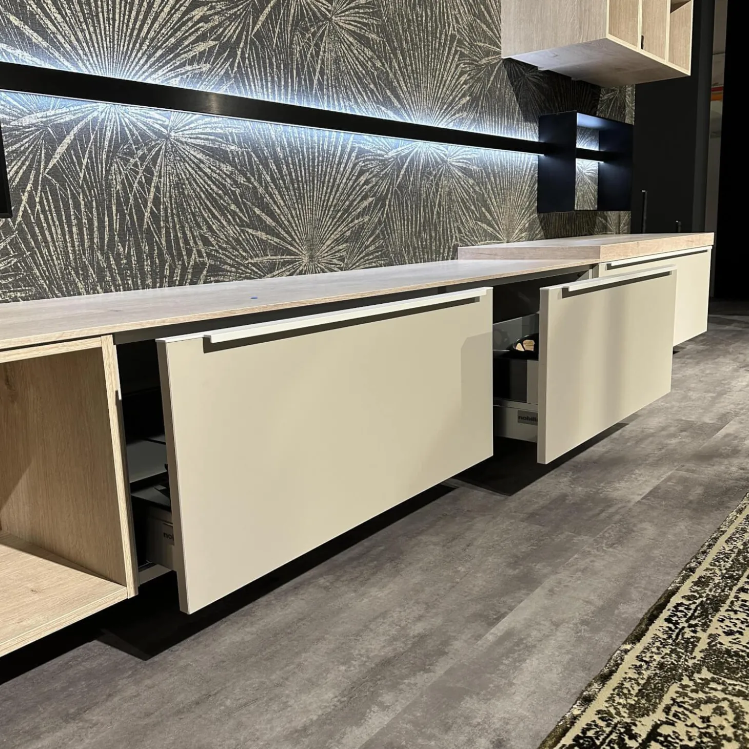 Wohnwand 945 Easytouch Lacklaminat Sand Beige Ultramatt Abdeckplatte Eiche Montreal