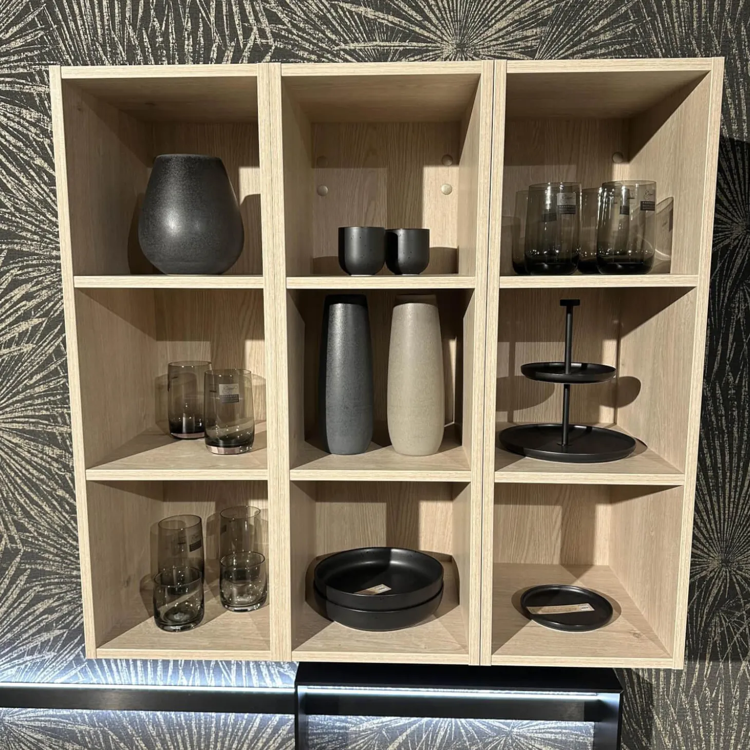 Wohnwand 945 Easytouch Lacklaminat Sand Beige Ultramatt Abdeckplatte Eiche Montreal