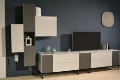 Wohnwand 419 Intono Glattlack Steingrau Rahmenfüße Schwarz