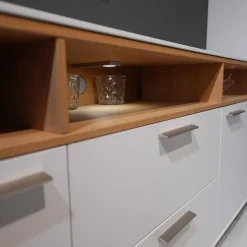 Wohnwand 2102 Mit Sideboard Und 2 Hängevitrinen Mattlack Weiß Matt Asteiche Hell Furniert