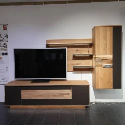 Wohnwand 2009 1S Wildeiche Massiv Soft Gebürstet Mattglas Cubanit / Magnolie / Schlamm