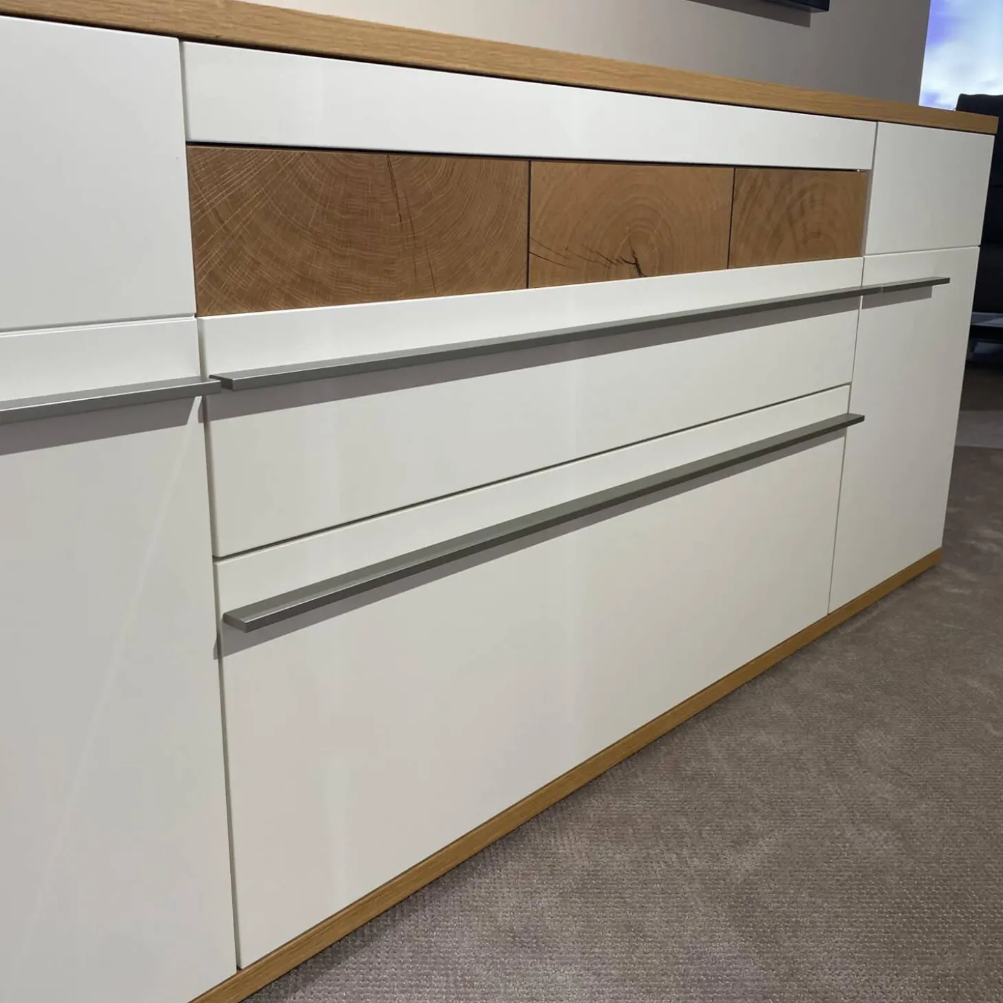 Wohnwand Atena Lack Lack Seidenmatt Weiß Akzente Balkeneiche Honig Inklusive Beleuchtung Ohne Deko